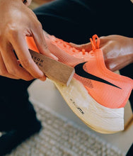 Load image into Gallery viewer, JASON MARKK | Premium Shoe Cleaning Brush - Delicates
