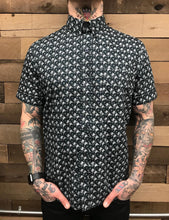 Load image into Gallery viewer, KENNINGTON- THE PAISLEY BUTTON UP
