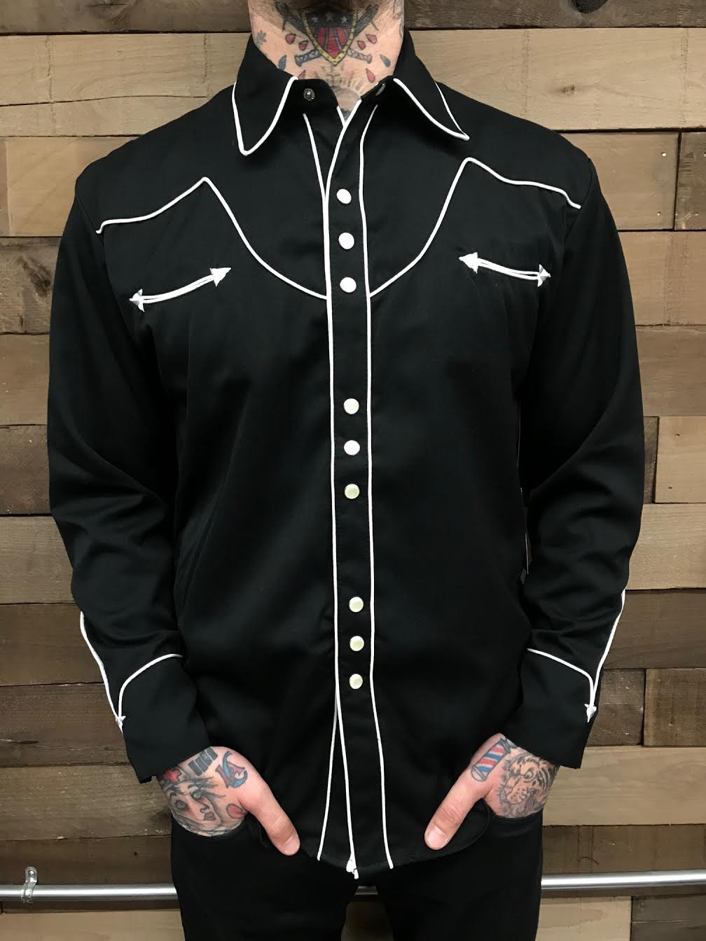 SCULLY- WESTERN BLACK WITH WHITE PIPING